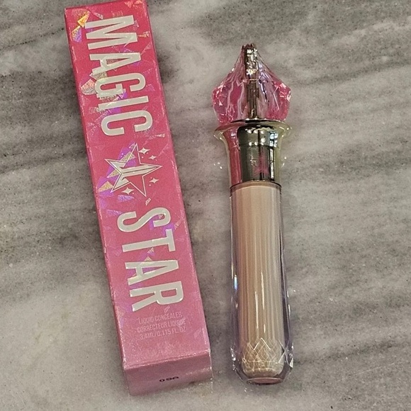 Jeffree Star Other - New Jeffree Star Magic Star Liquid Concealer Contour C14 New In Box Light